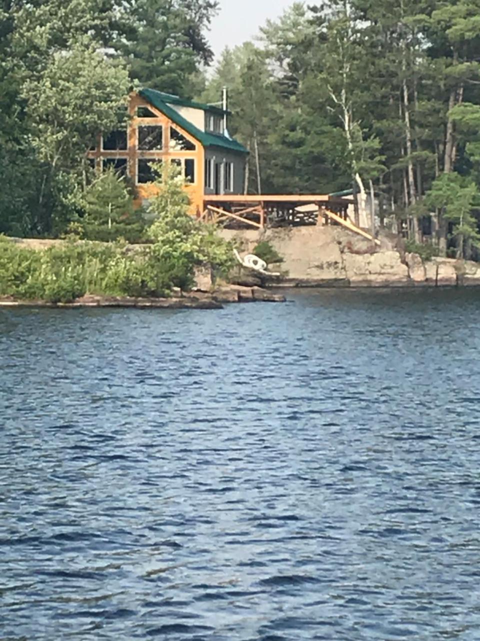 Lakair Lodge Sudbury Exterior photo
