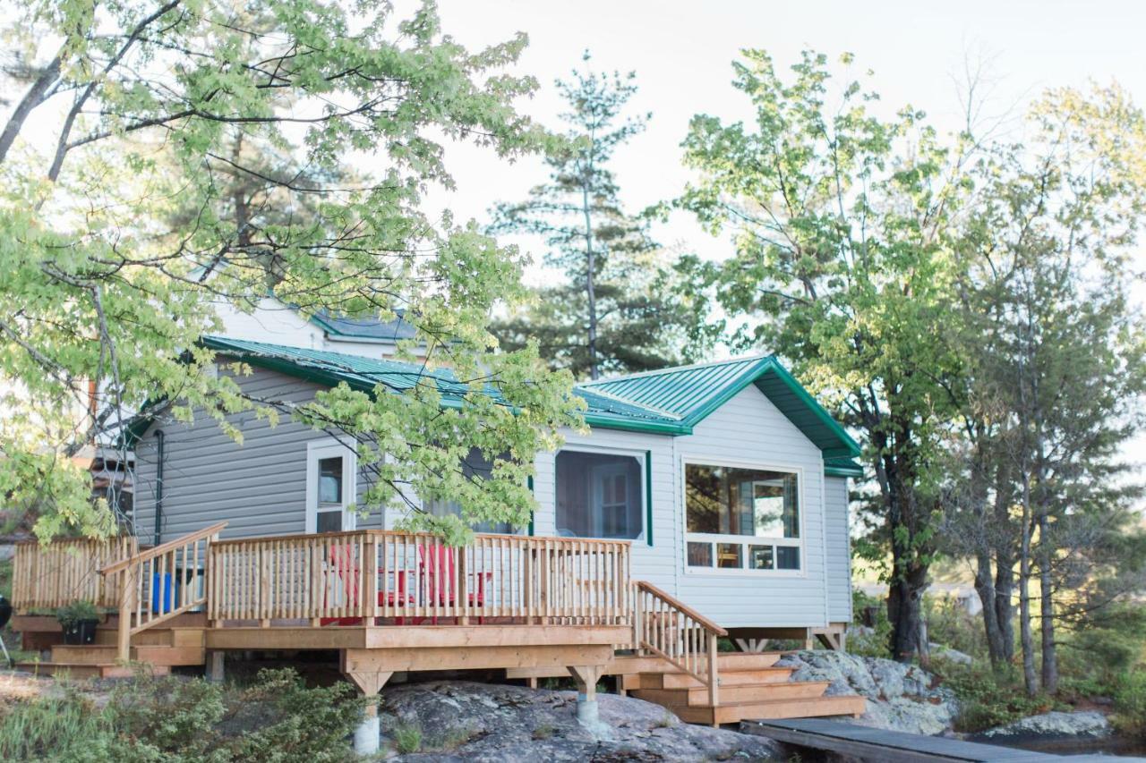 Lakair Lodge Sudbury Exterior photo